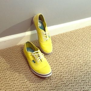 Pale yellow vans women’s size 8 men’s size 6.5